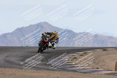 media/Nov-16-2025-Race Pace (Sun) [[8c5fa54630]]/Non Verified Riders (1st 20 Minutes)/6-Turn 12 (2pm)/